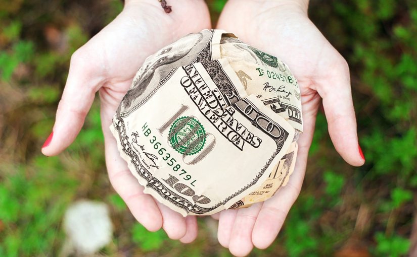 Healthy Spending: Treat Yourself Without Going&nbsp;Broke!